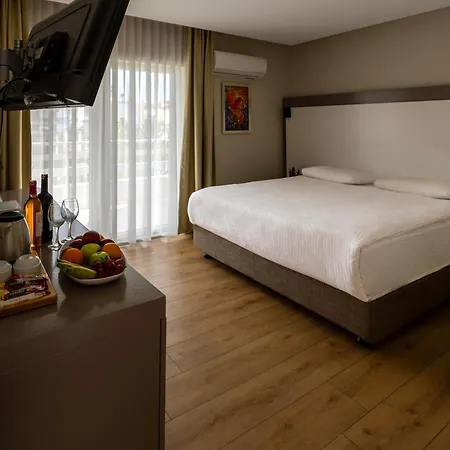 Mene Hotel 3*